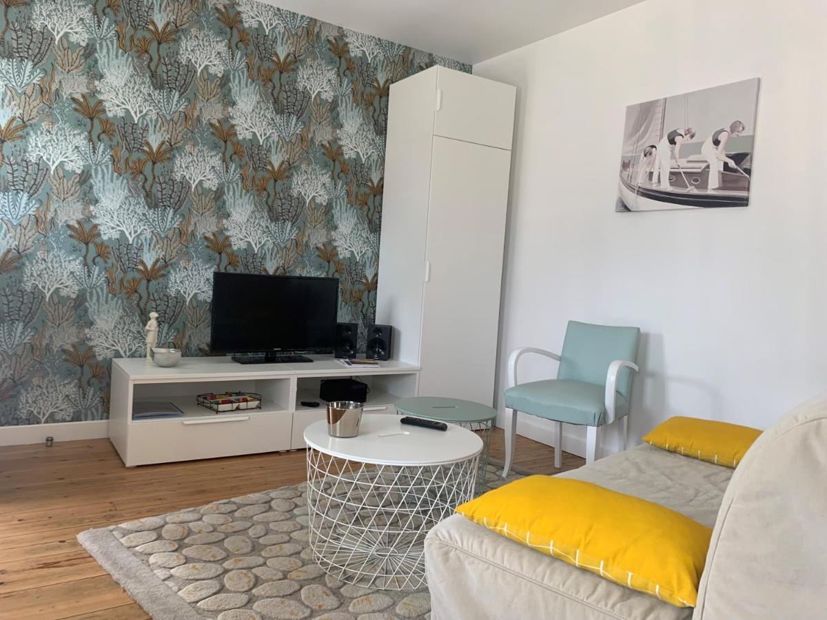 L'annexe, F2 Avec Jardin, 800 M De La * Donville-les-Bains
